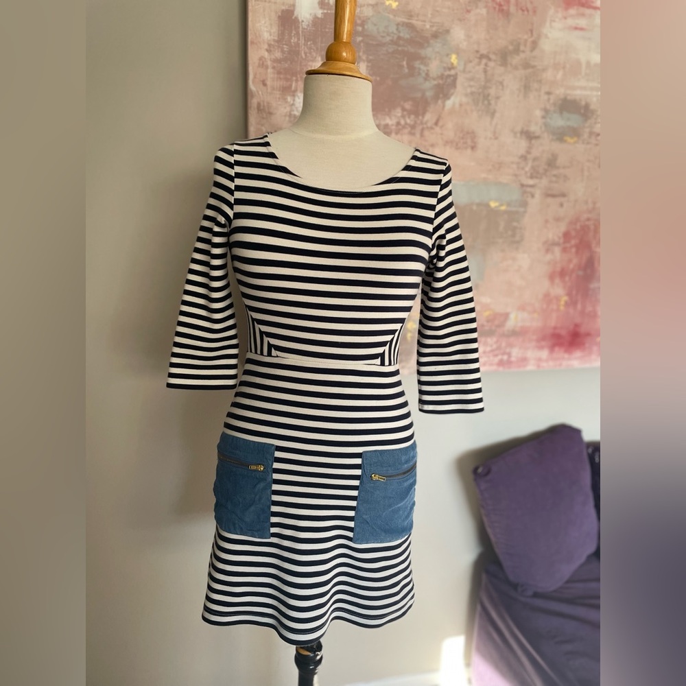 Tabitha white and blue striped shirt with denim pockets‎ and gold detail size 0